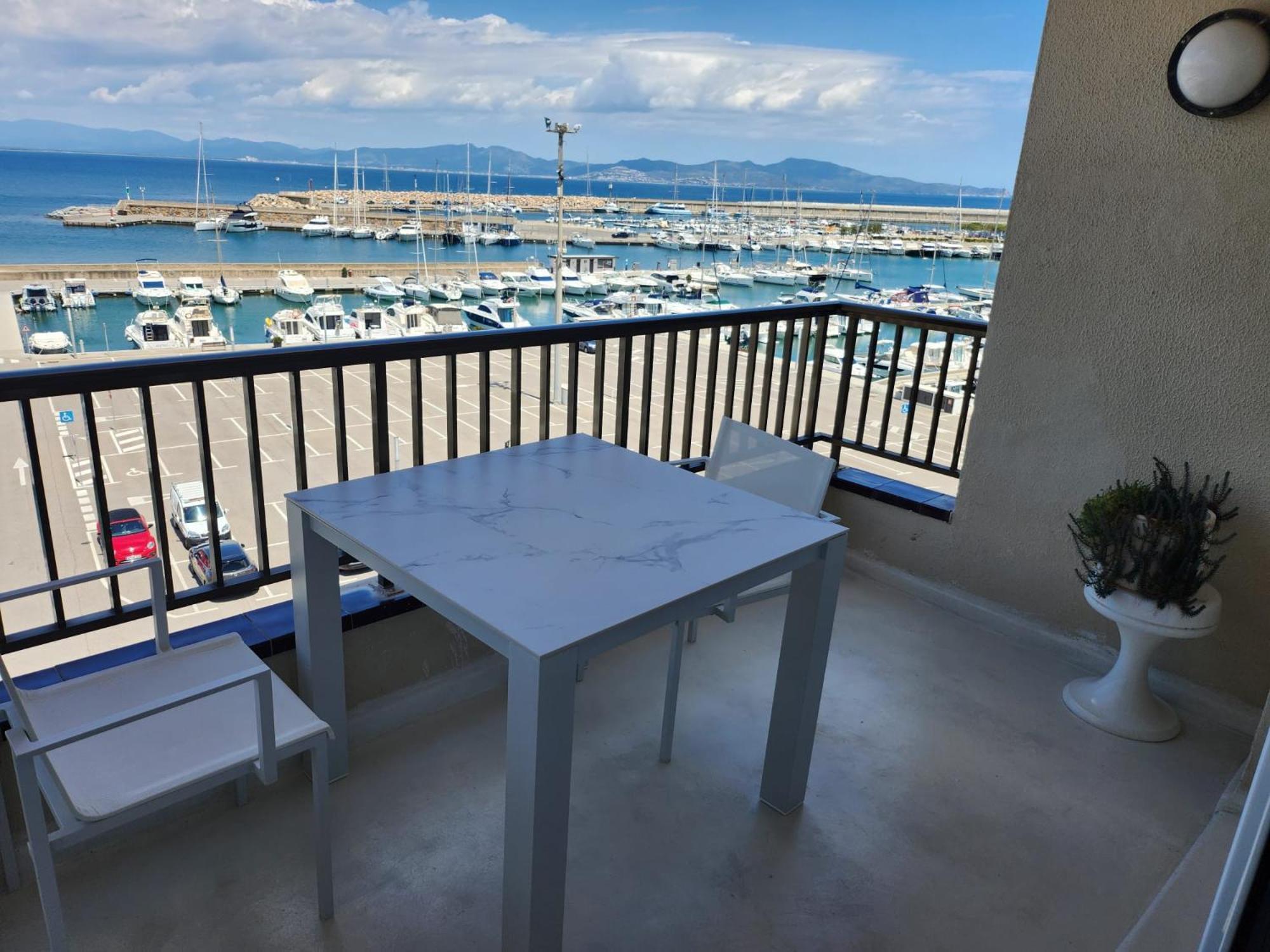Solo Atico Guest Suites L' Escala Εξωτερικό φωτογραφία