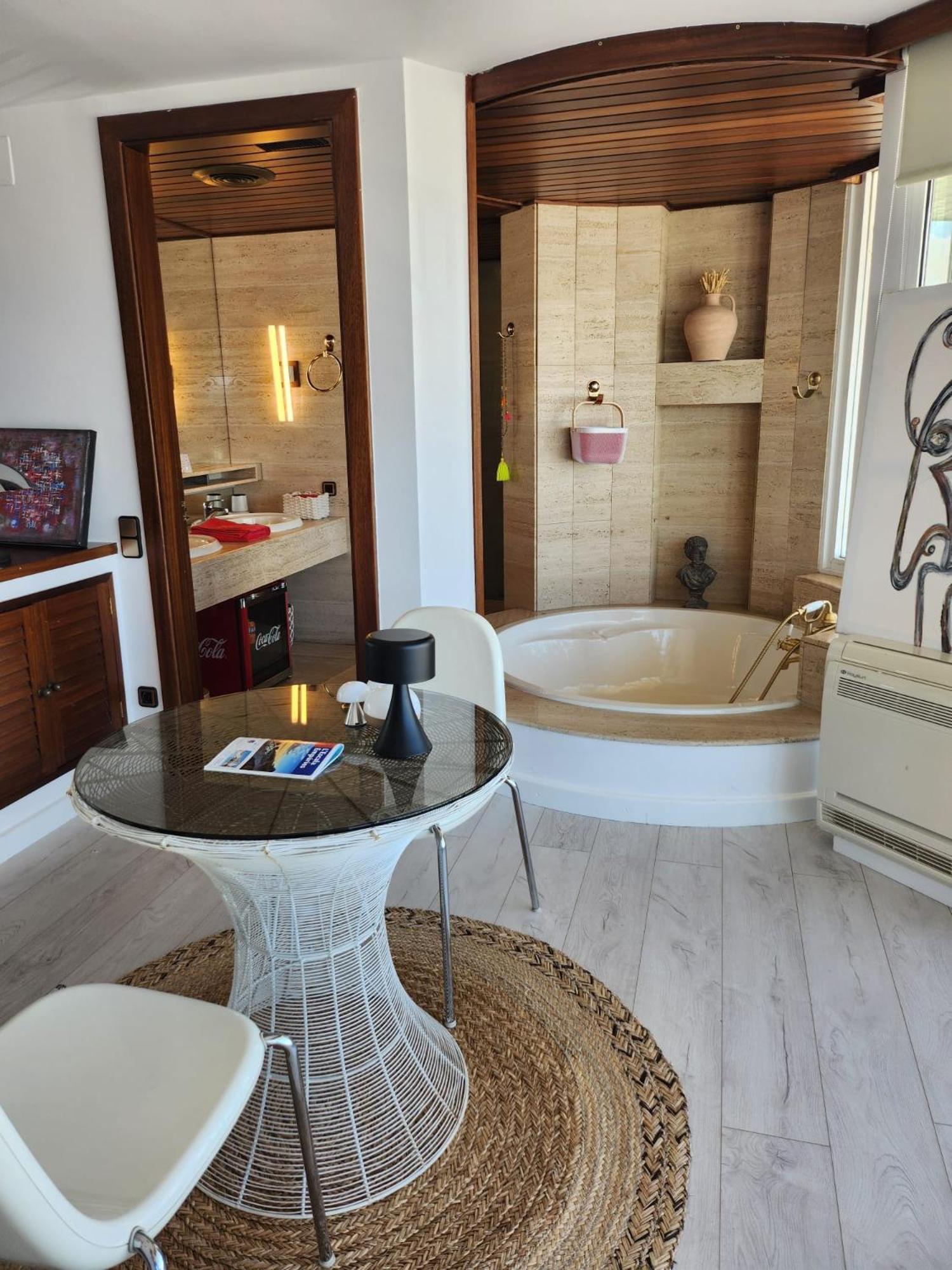 Solo Atico Guest Suites L' Escala Εξωτερικό φωτογραφία