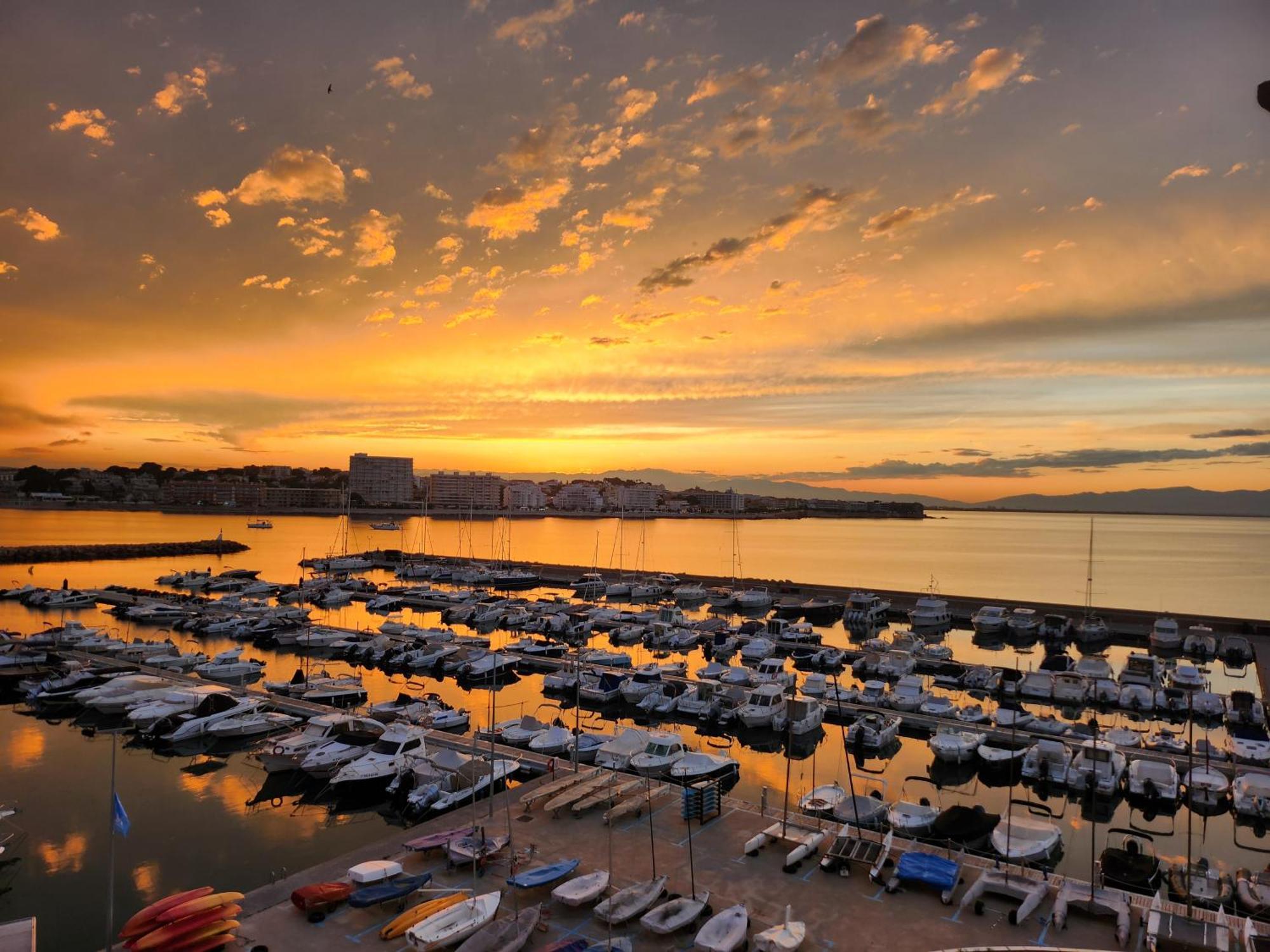 Solo Atico Guest Suites L' Escala Εξωτερικό φωτογραφία